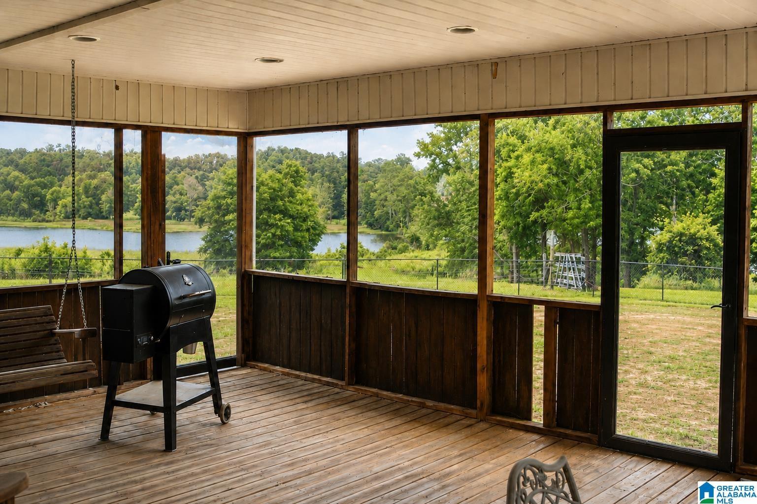 Image 3: Sun Room