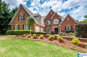 905 TRINITY COURT