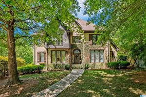 717 REYNOLDS PLACE
