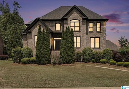 776 LAKE CREST DRIVE