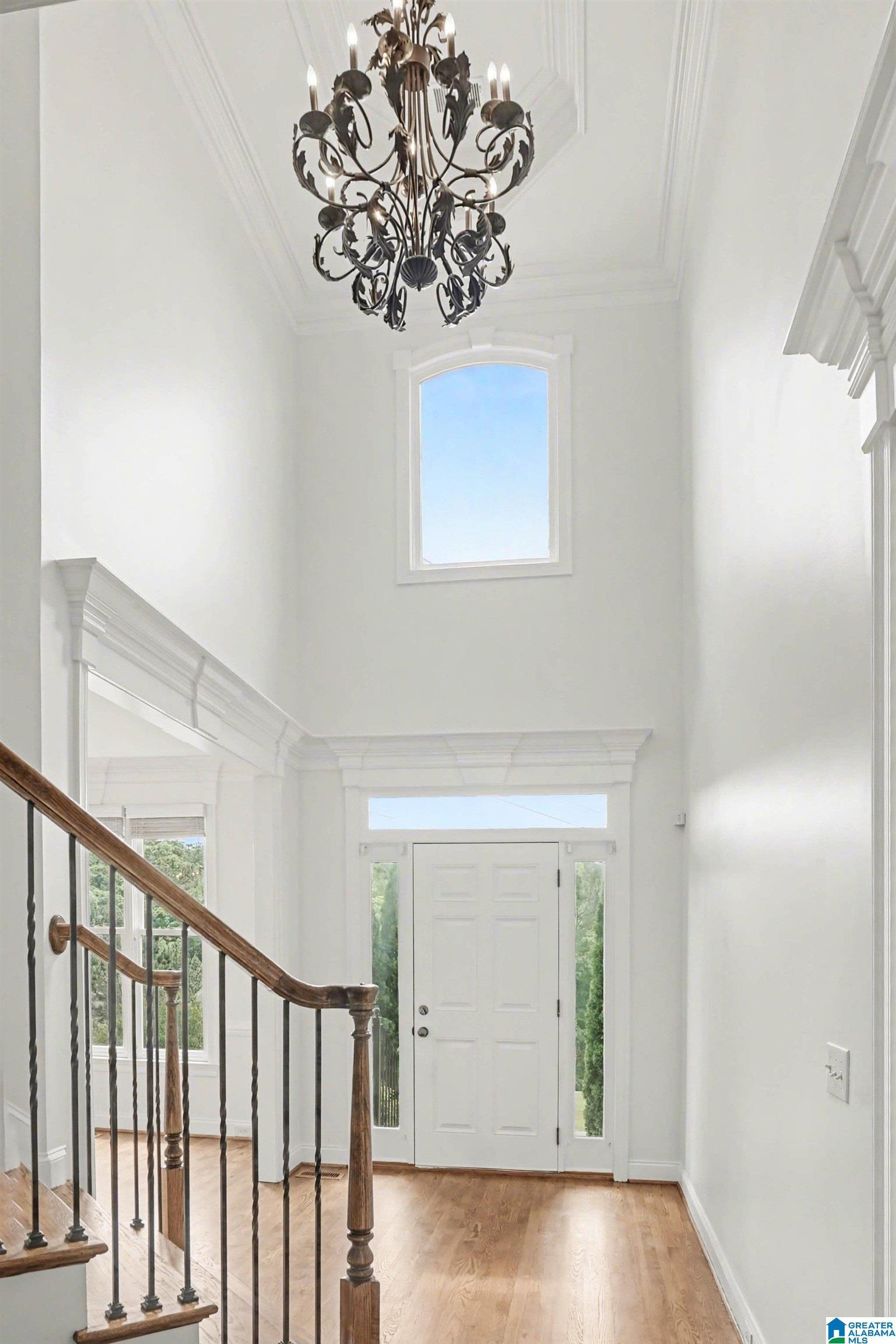 Image 4: Entrance Foyer