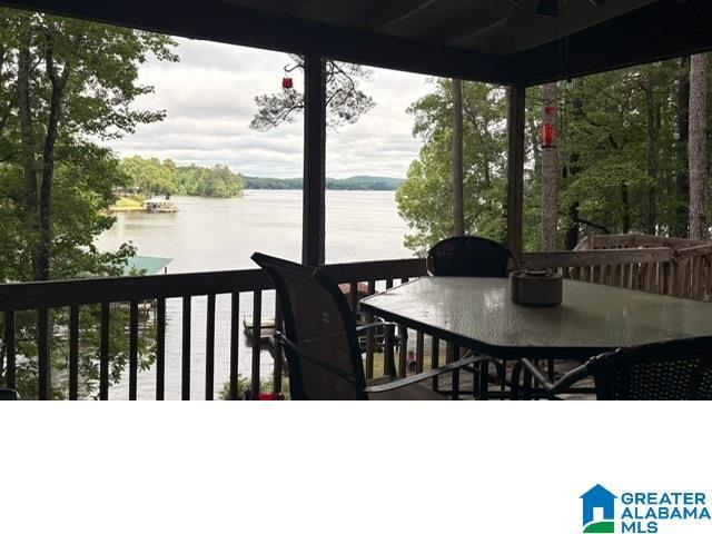 Image 3: Deck