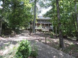 129 HILLCREST CT