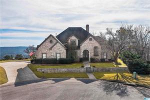 2113 BRAE TRAIL