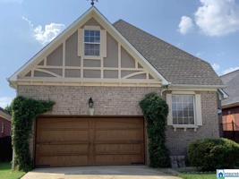 208 LAKEPOINT DR