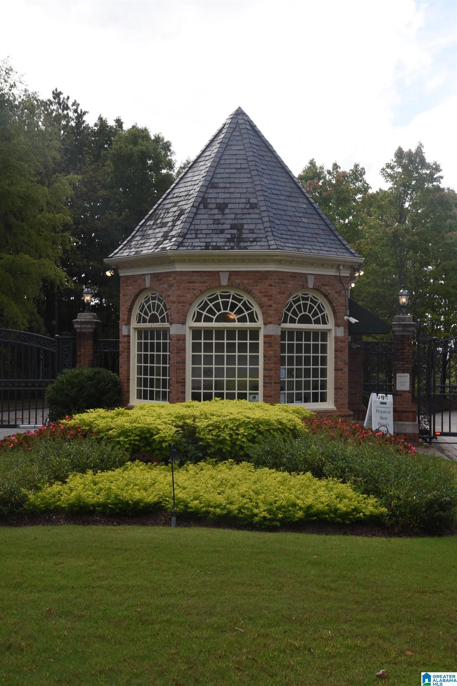 Image 4: Gated Community