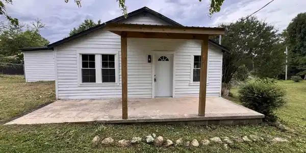 7546 OLD SPRINGVILLE ROAD