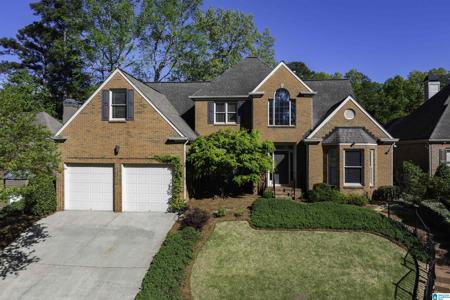 2048 GLEN EAGLE LANE
