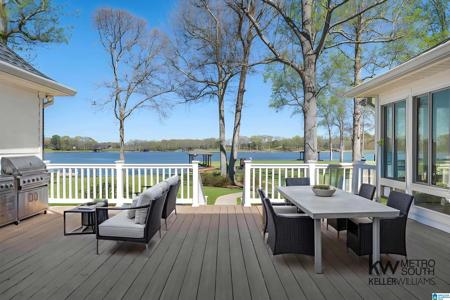 370 JAKE DRIVE