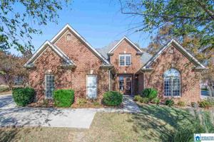 676 LAKE CREST DR