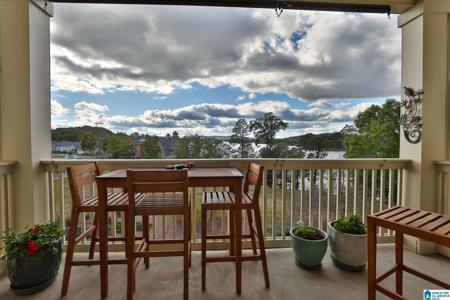 475 RIVER FOREST LANE