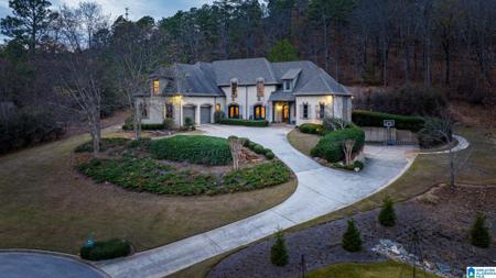 2037 SPRINGHILL COURT