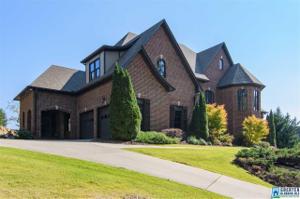 200 HIGHLAND VIEW DR