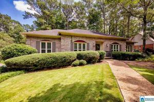 2221 BANEBERRY DR