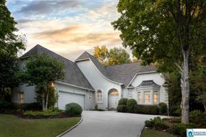 1905 ST IVES DR