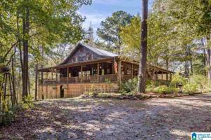 527 FARM LOOP