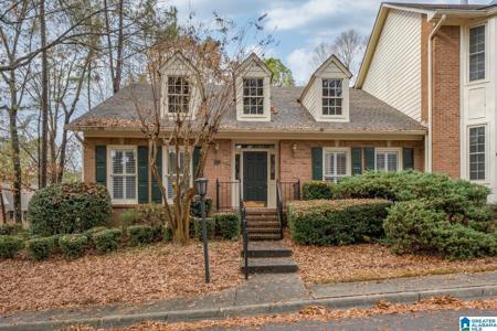 901 CHESTNUT OAKS CIRCLE