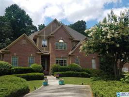 1018 FAIRMONT CIR