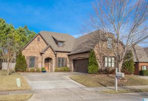 5220 CREEKSIDE LOOP