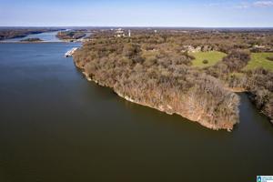 741 E LAKESIDE DRIVE