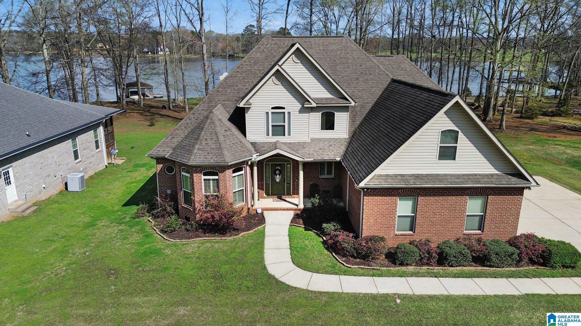 Image 3: Beautiful flat lot