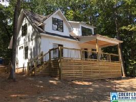 536 LAKESHORE DR S