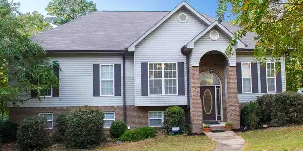 21244 LAKE VIEW DR