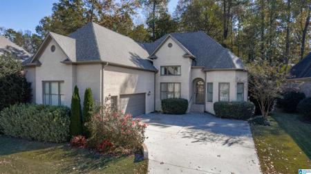 1060 HERMITAGE CIRCLE