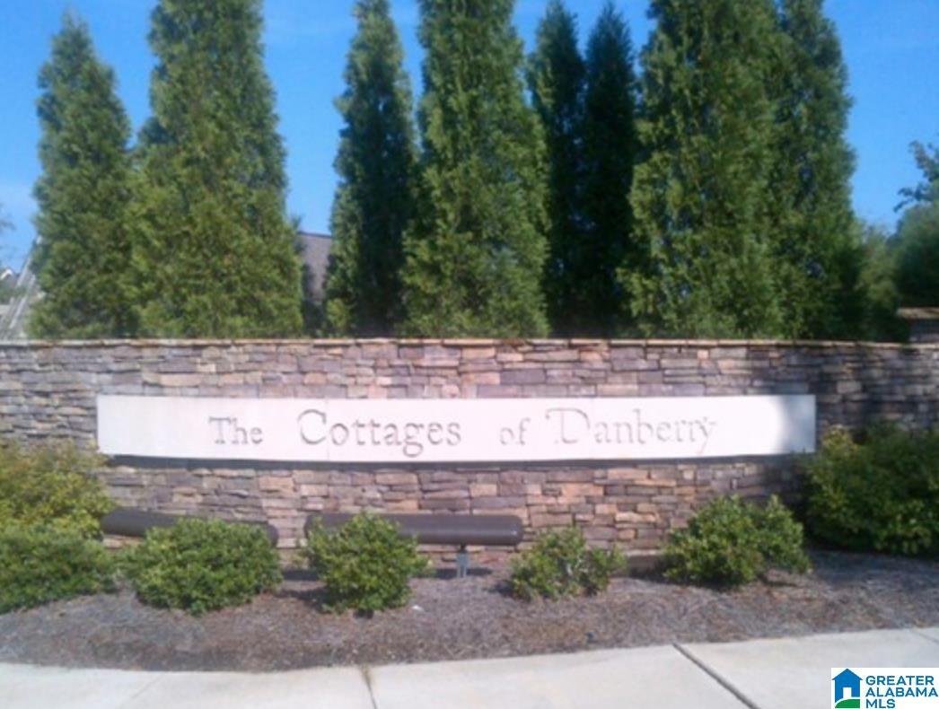 Image 0: The Cottages of Danberry