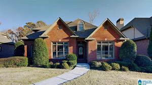 1012 KNOLLWOOD DRIVE