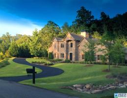 422 STONEGATE DR