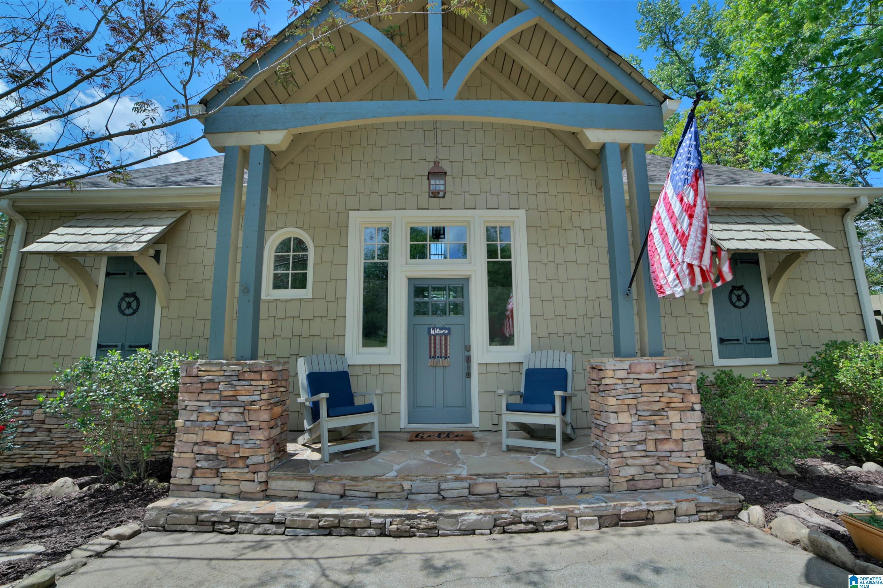 Image 3: FRONT