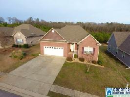 84 LAKESIDE WAY