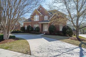 737 LAKE CREST DRIVE