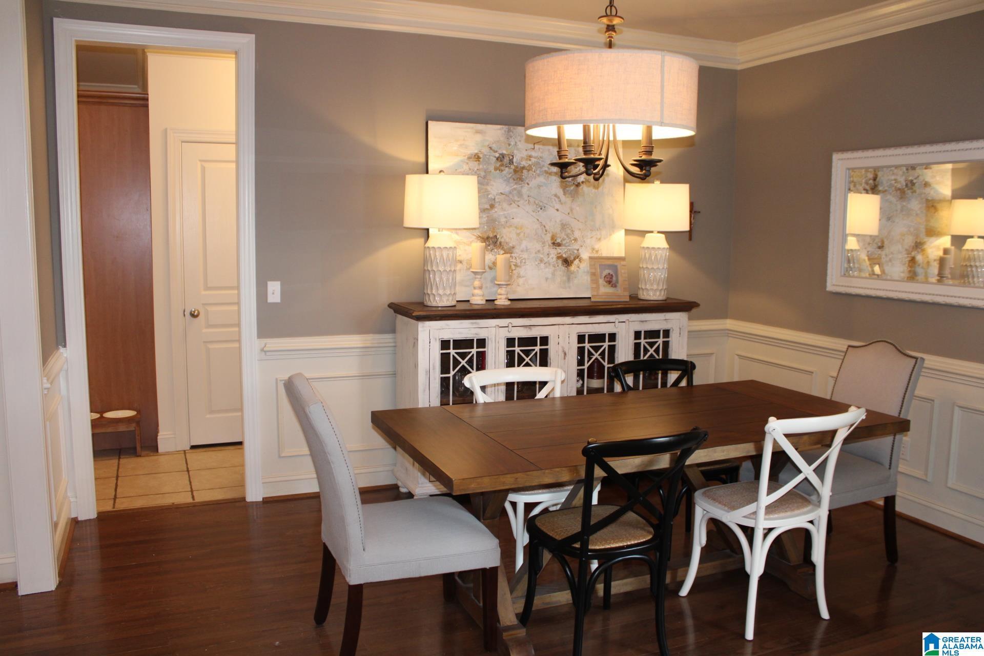 Image 2: Dining Area