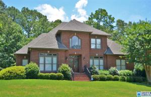 1019 FAIRMONT CIR