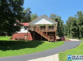 180 DOGWOOD CIR
