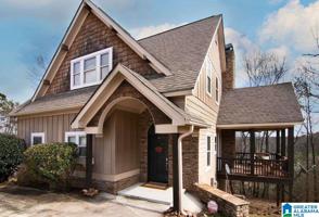17 AUTUMN HICKORY TRAIL