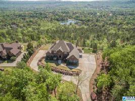 286 HIGHLAND VIEW DR