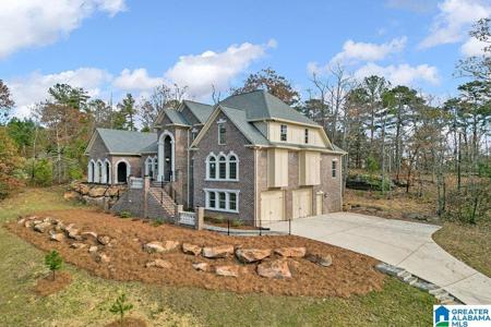 1546 LACIE DRIVE