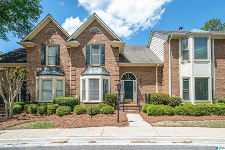 915 CHESTNUT OAKS CIRCLE