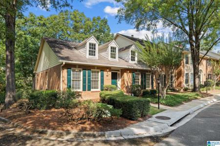 3121 CHESTNUT OAKS DRIVE