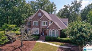 830 BISHOPS CT