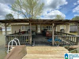 911 MALLARD COVE