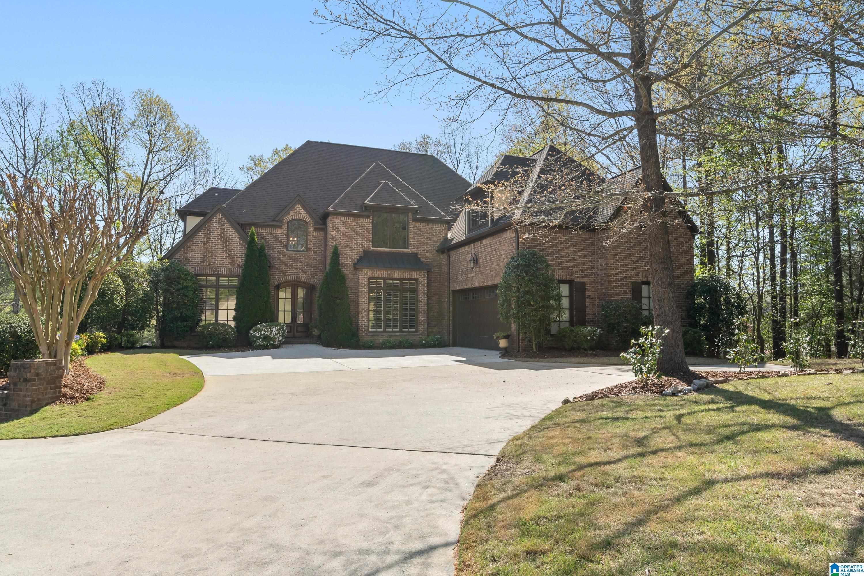 Image 2: Front Of Structure