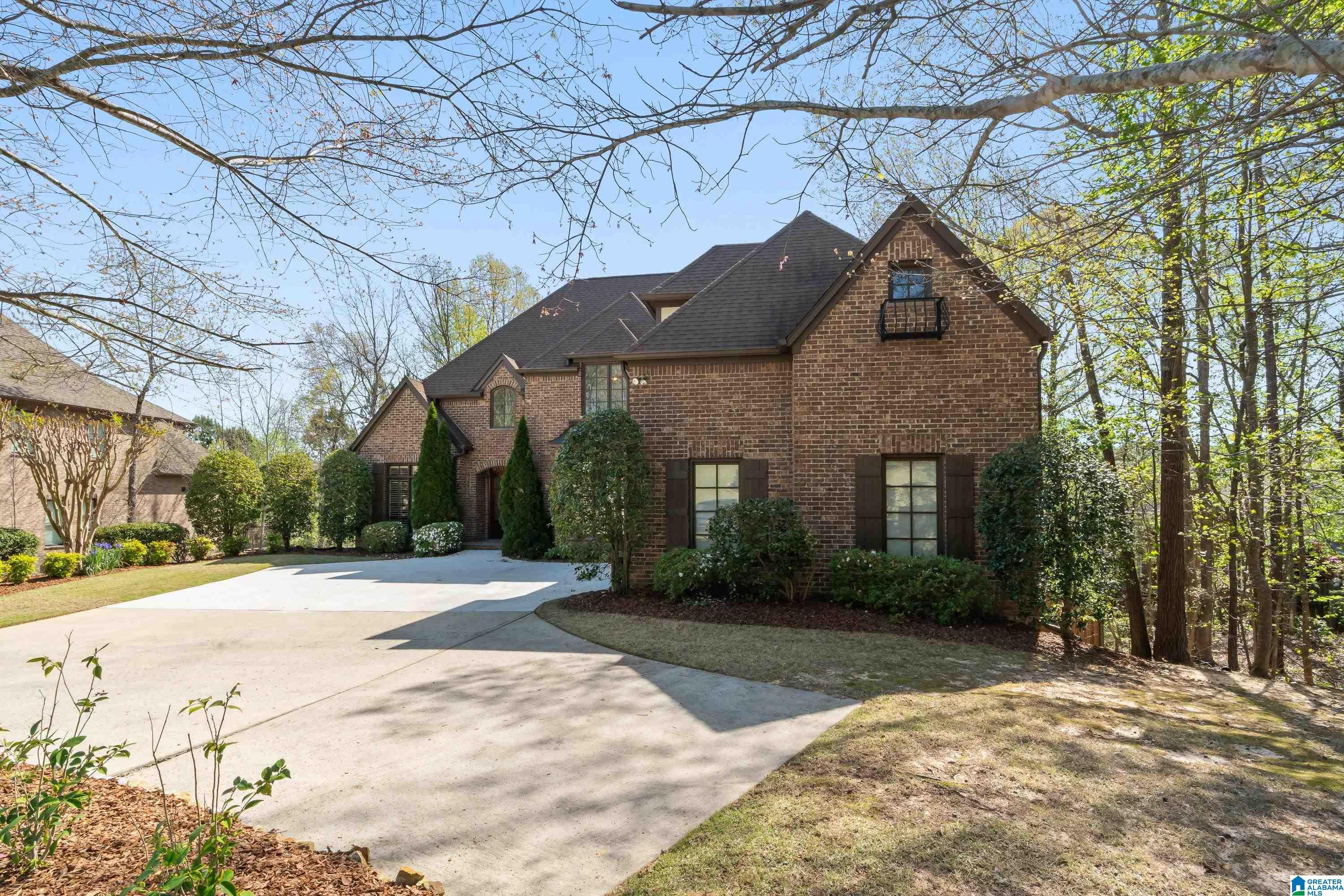 Image 3: Front Of Structure