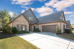1608 CREEKSIDE DRIVE