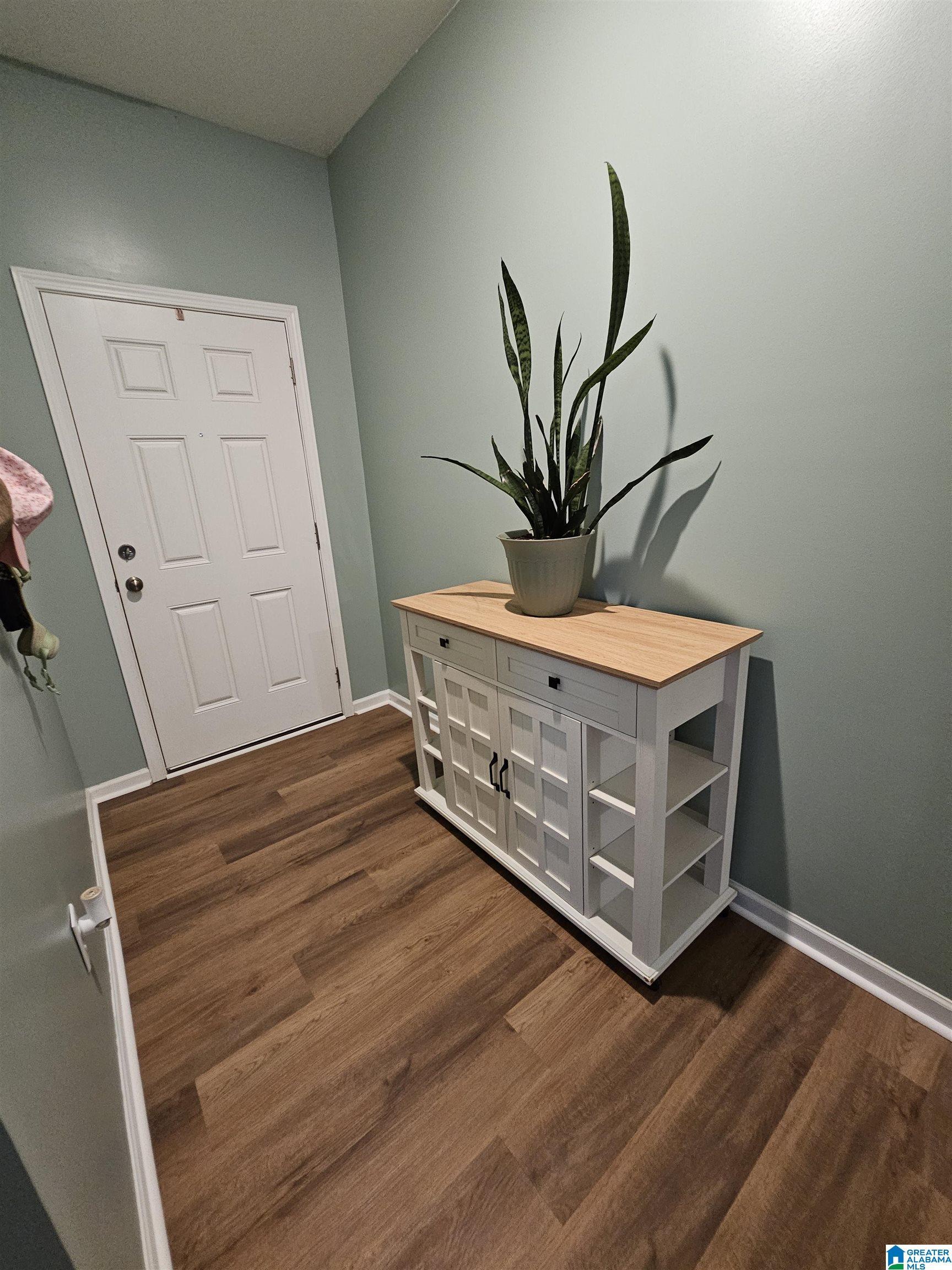 Image 3: Entrance Foyer