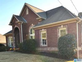 201 CREEKVIEW LN