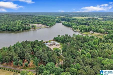 85 LAKE FOREST LANE